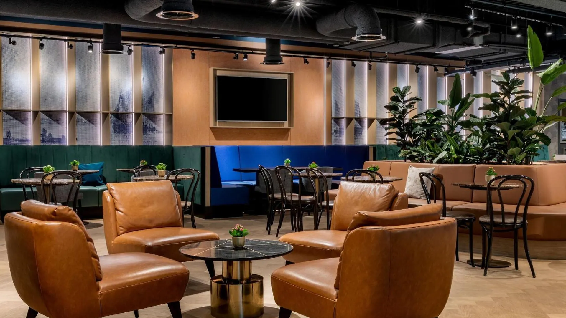 Corendon Amsterdam Schiphol Airport, A Tribute Portfolio Hotel Badhoevedorp 4*,